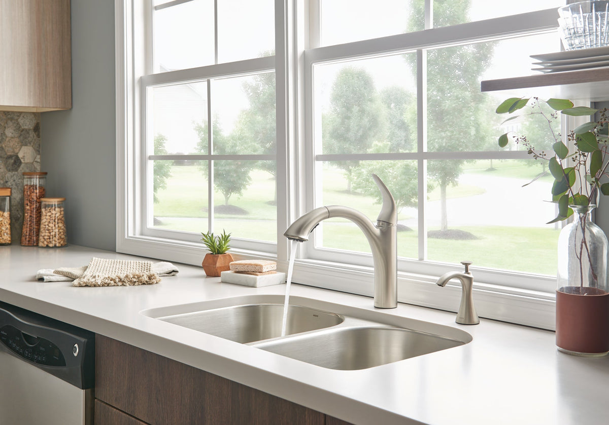 Moen pullout kitchen faucet with soap dispenser